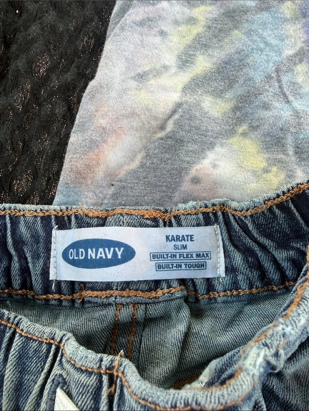 Old Navy Tie-Dye Tee and Distressed Denim Pull-On Shorts - Blue